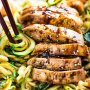 zucchini_nudeln_mit_teriyaki_huehnchen-20220510-143630.png